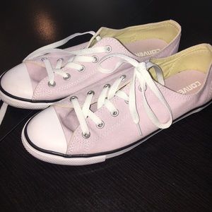 Light lavender converse size 9